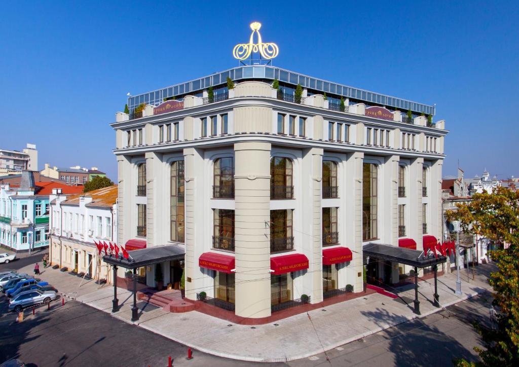 Aleksandrovski Grand Hotel Vladikavkaz Exterior photo